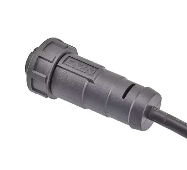 Prise femelle droite surmoulée E13 (filetée)